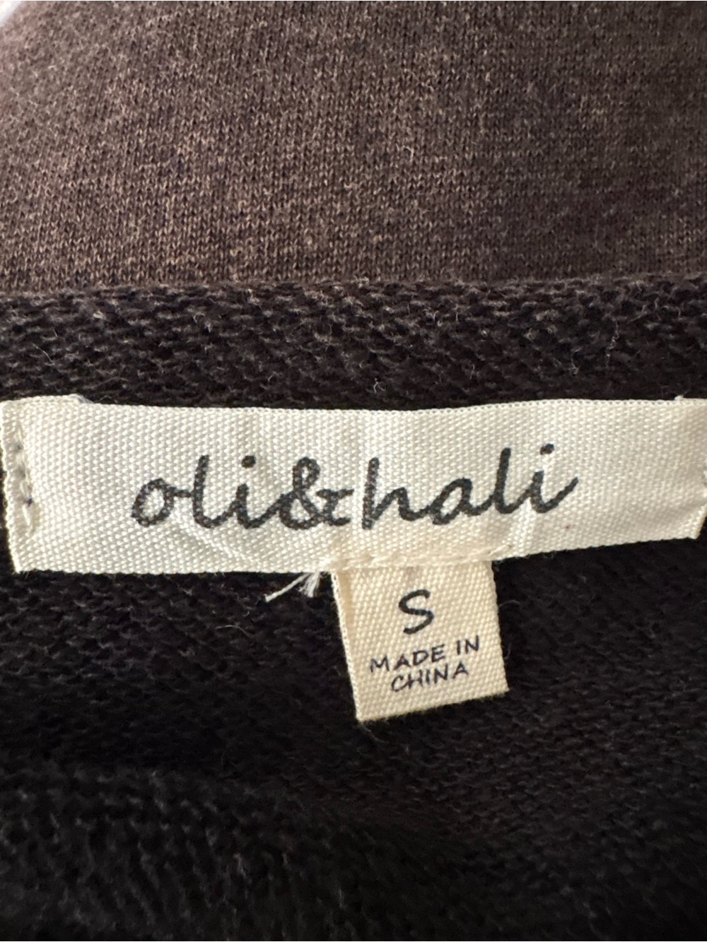 Oli & Hali High Low Top. Sleeveless Brown Top w/Leopard Print Panels. Size Small - Picture 9 of 15